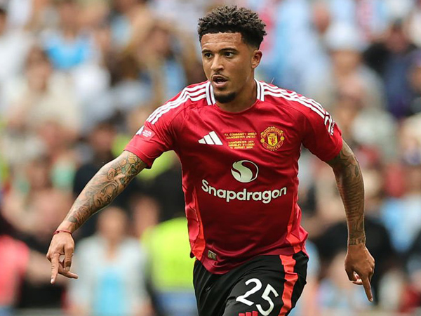 AS Roma Masuk dalam Perburuan Jadon Sancho di Musim Panas ini